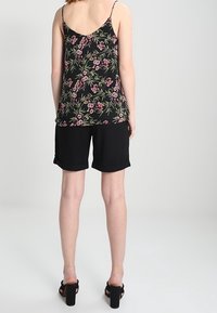 Vero Moda Linne - black