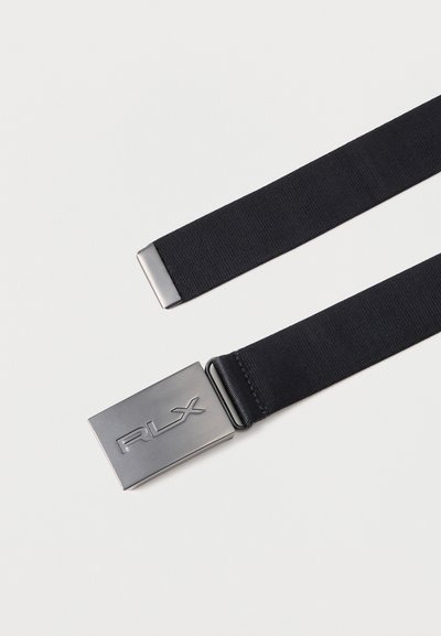 Μαύρη υφασμάτινη ζώνη με ορθογώνια ασημένια μεταλλική πόρπη χαραγμένη με "RLX" και αντίστοιχη ασημένια μεταλλική άκρη στην άλλη πλευρά.