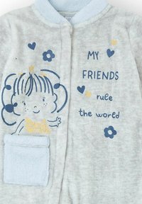 Body para bebé gris claro con corazones azules y amarillos, flores, una niña de dibujos animados y texto que dice "MIS AMIGOS gobiernan el mundo."