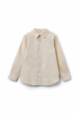 Beige overhemd met lange mouwen, knoopsluiting en kraag, gemaakt van lichtgewicht gestructureerde stof, plat weergegeven op een witte achtergrond.