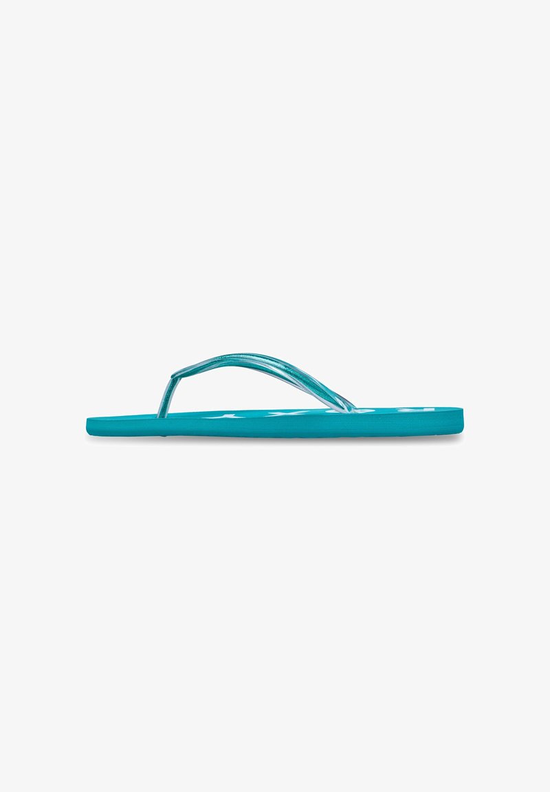 Tongs bleues avec une semelle en caoutchouc lisse, des lanières fines et une semelle intérieure texturée. Présente un logo blanc sur le dessus.