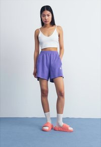 adidas Originals ESSENTIALS - Spodnji deli trenirk - semi blue