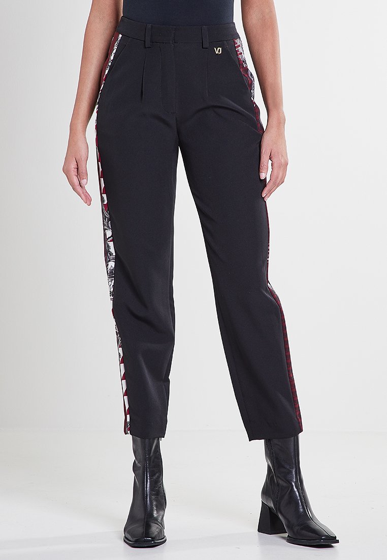 Versace Jeans Broek rood Versace Jeans Broek rood