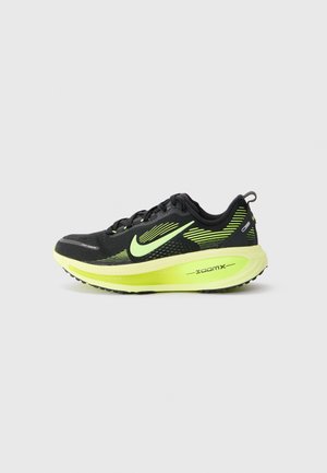 VOMERO 18 - Hardloopschoenen voor op de weg - black/volt/cyber/lemon twist