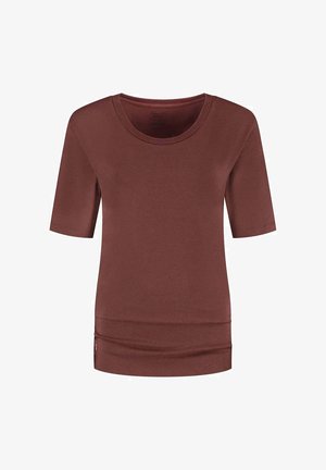 Bordeauxrood topje met korte mouwen, gemaakt van zacht materiaal, voorzien van een ronde hals en een licht geplooide zoom voor een comfortabele pasvorm.