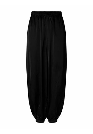 Fekete, bő szabású nadrág gumis derékrésszel és összegyűrt szegélyekkel, sima, könnyű anyagból.