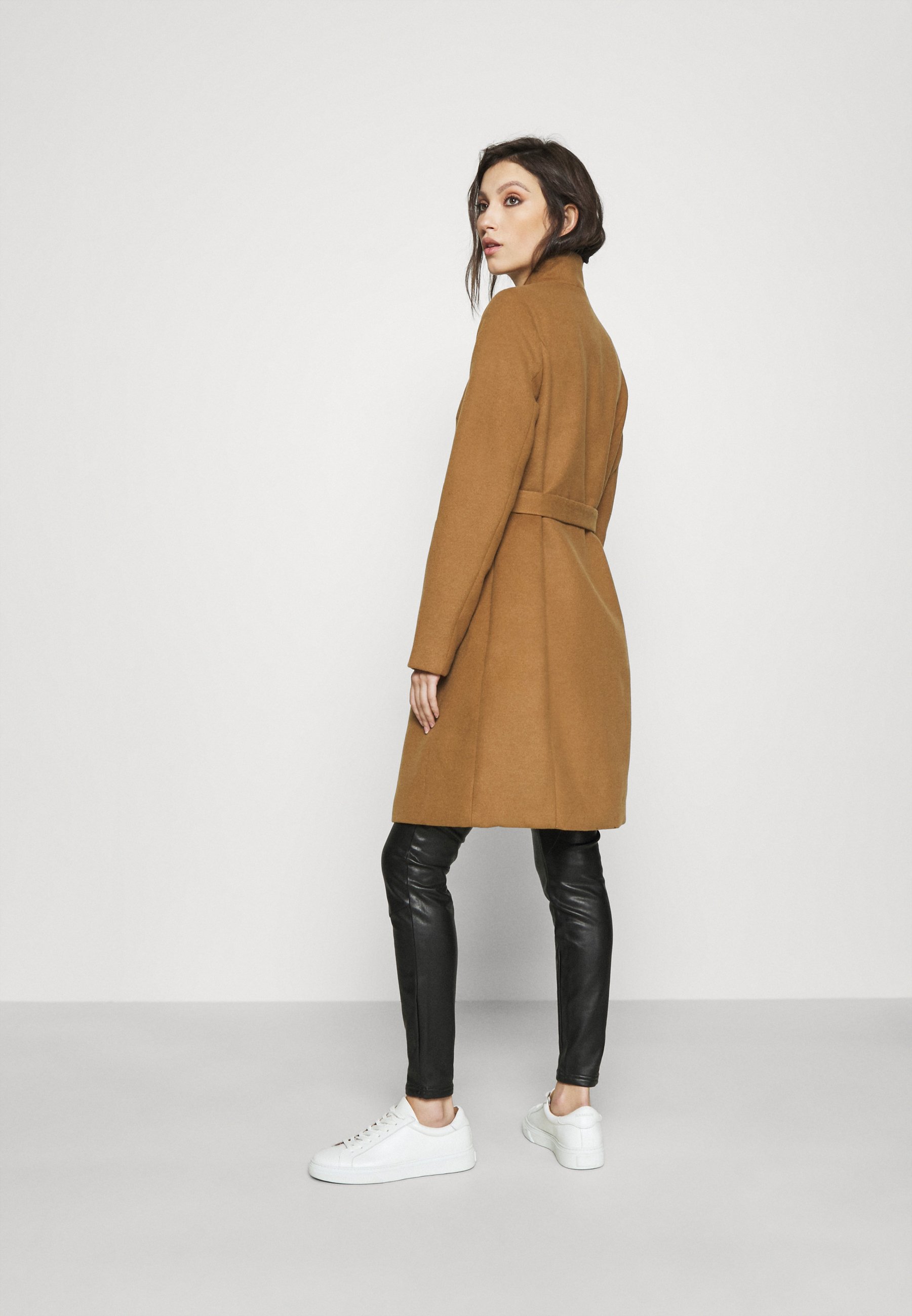 vero moda camel coat