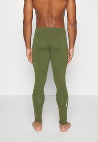 Nike Performance REPEL CHALLENGER - Calças de fato de treino - rough green/silver