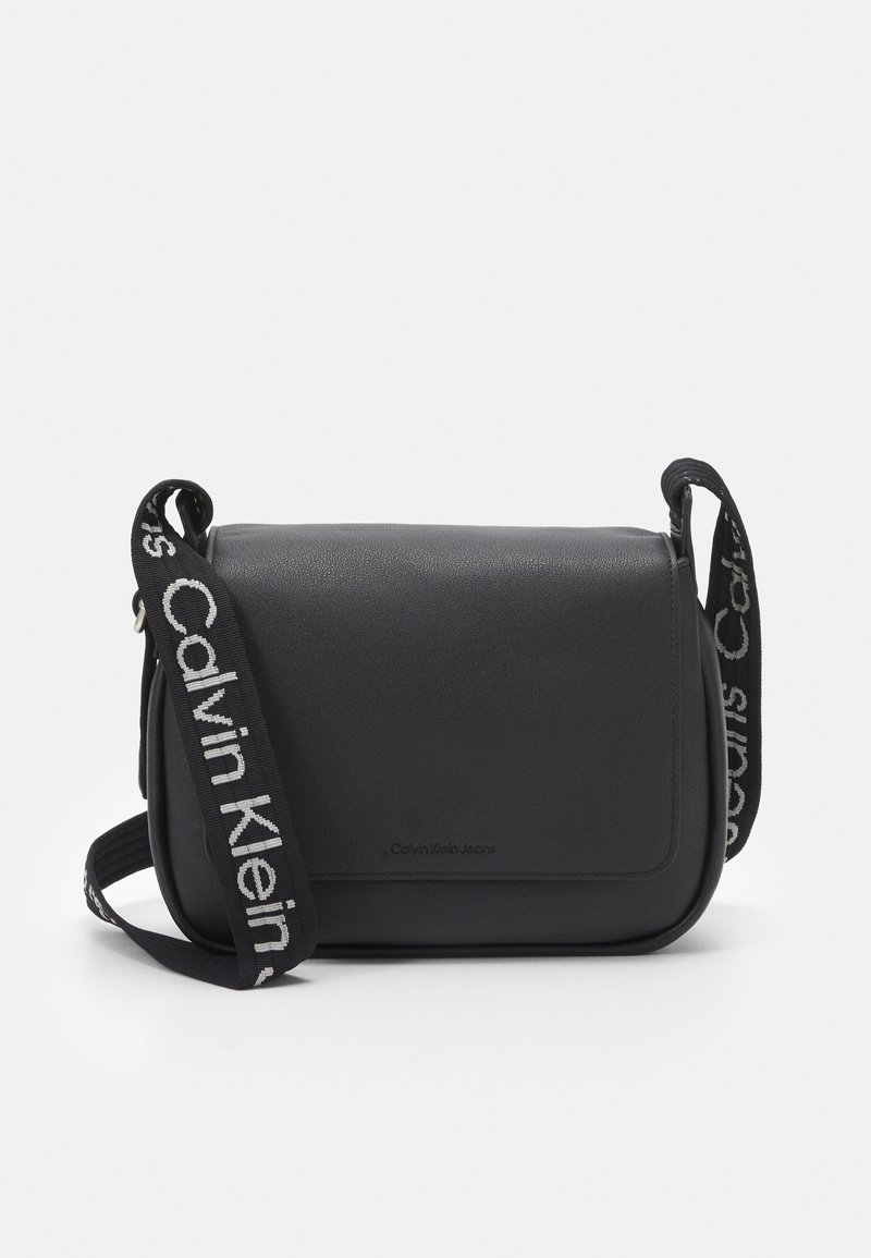 Calvin Klein Jeans ULTRALIGHT FLAP CROSSBODY Across body bag black