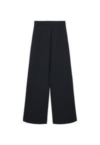 Schwarze weite Hosen mit hoher Taille, gefertigt aus strukturiertem Stoff mit vertikalen Nadelstreifen, entworfen für eine lockere Passform und Komfort.