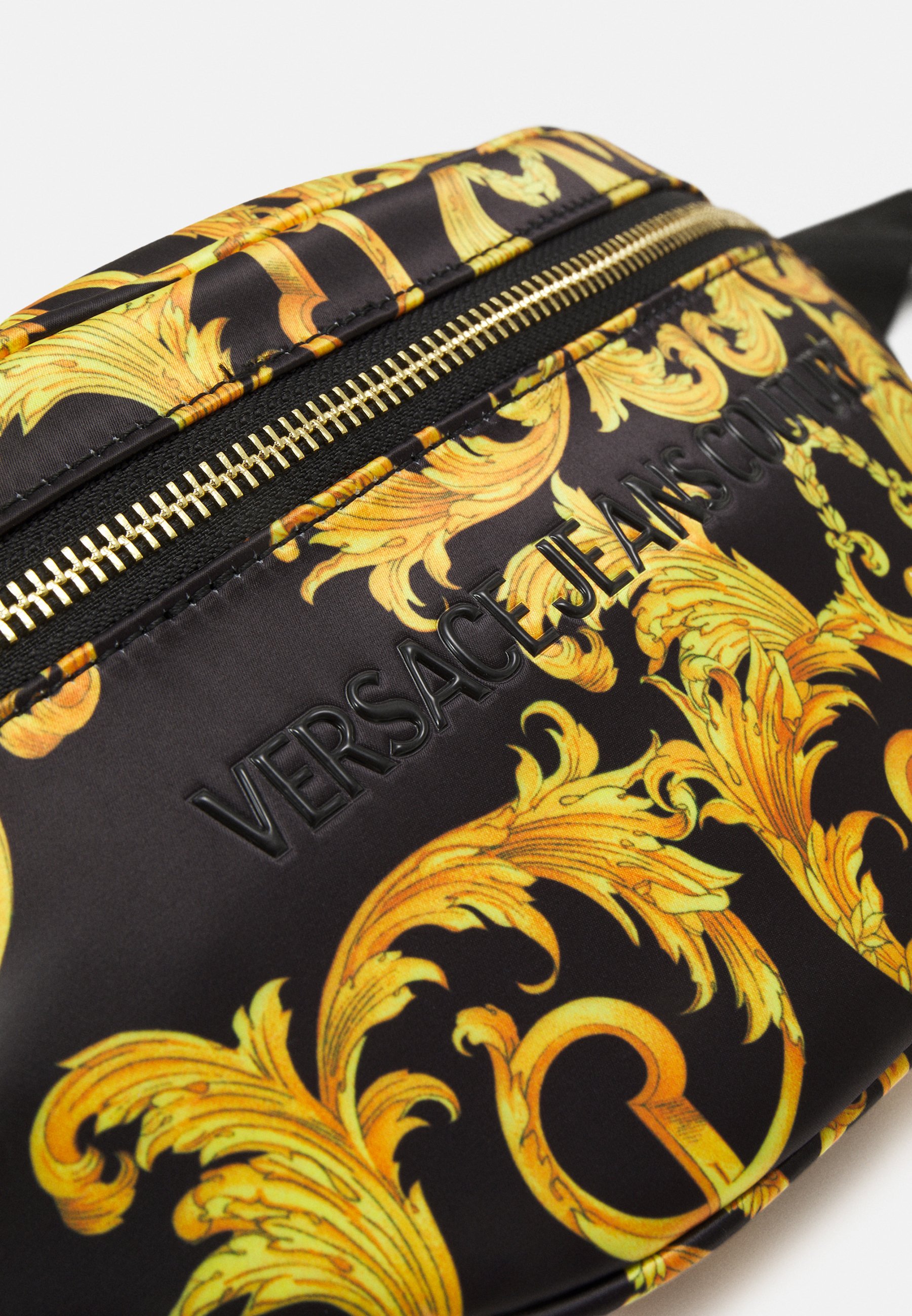 tommy hilfiger shelly backpack