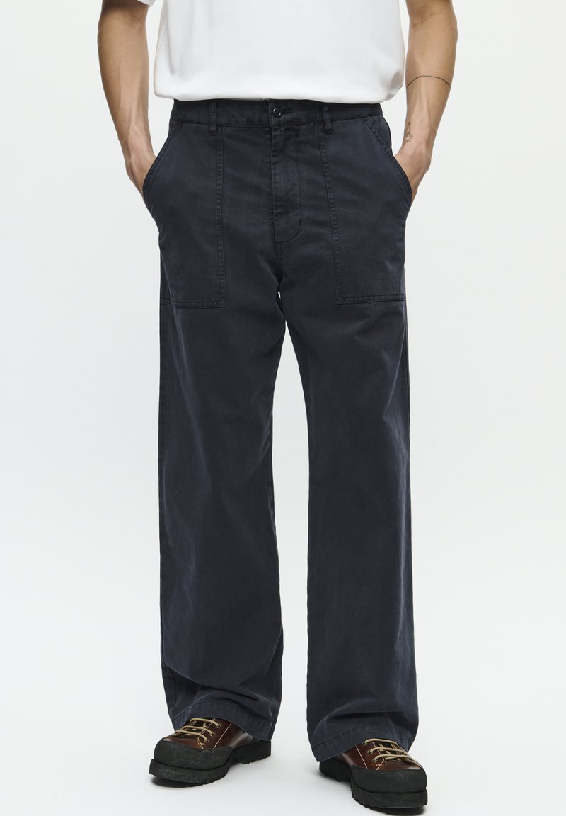 DOUBLE A BY W.W. WWHEINO STRAIGHT LEG - Stoffhose - salute
