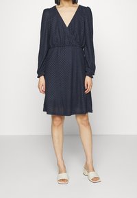 ONLY Petite Stickad klänning - dark blue