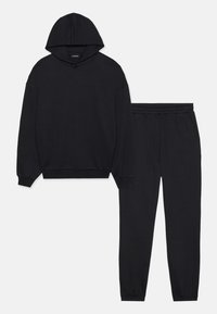 Unselected, black