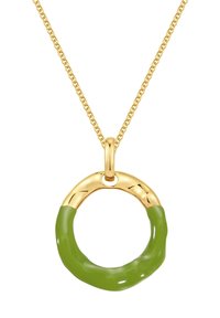 Guldkæde med en cirkulær medaljon; sektion med grøn emalje og glatte guld accenter; blank finish og stiliseret løbede design.