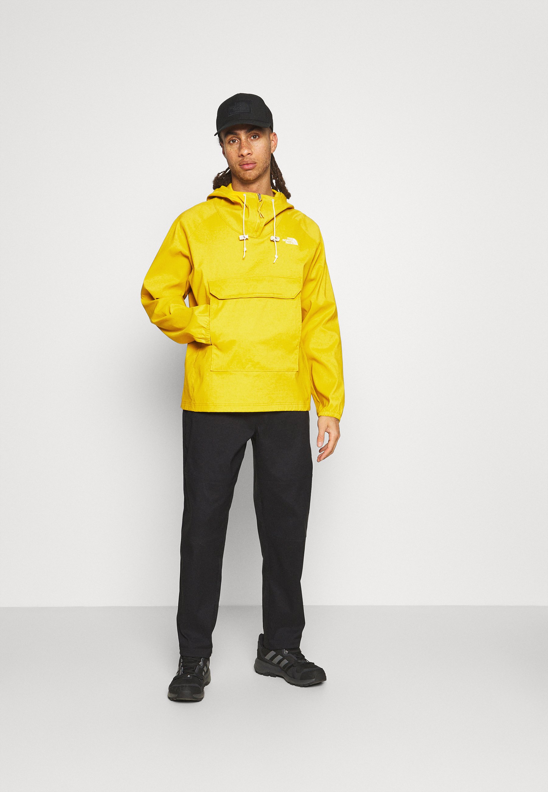 the north face windrunner