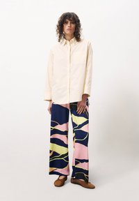 FRNCH CALANTHA - Overhemdblouse - creme