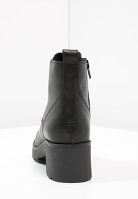 Zign Ankle boot