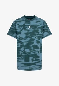 Non selezionato, oxidized green