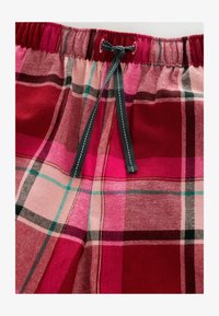 Niet geselecteerd, red check