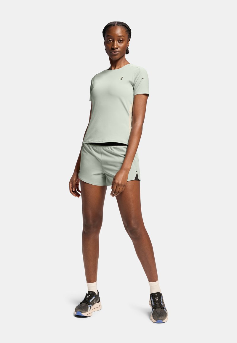 On Sport T-shirt grijs