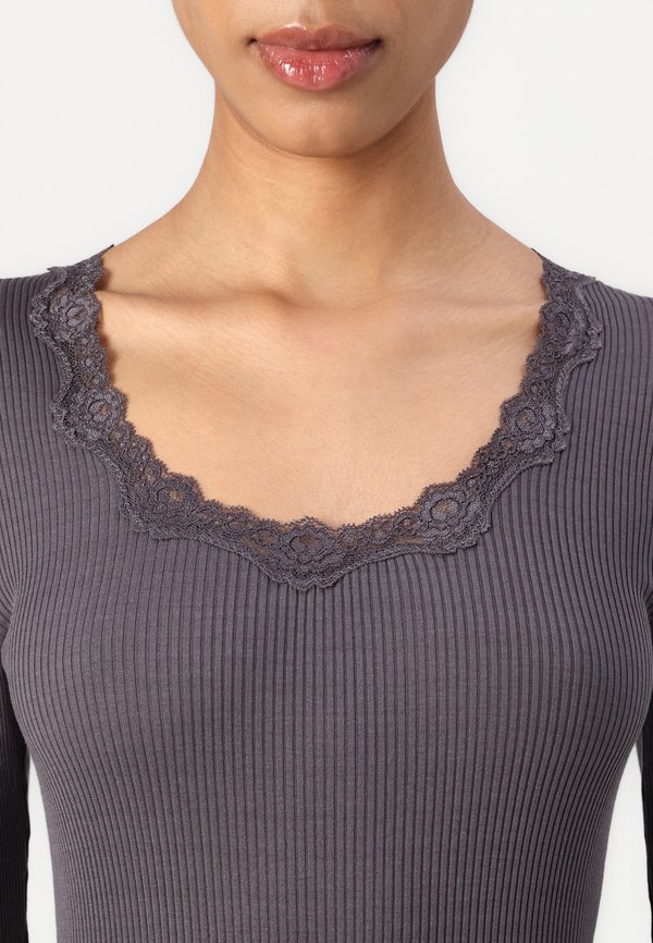 BABETTE U NECK  - Long sleeved top - magnet3