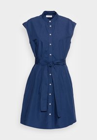 Kleid aus marineblauem Stoff, kurzärmlig mit durchgehender Knopfleiste und gebundenem Taillenband. Aus Baumwolle, mit Kragen und einem weit ausgestellten Rock.