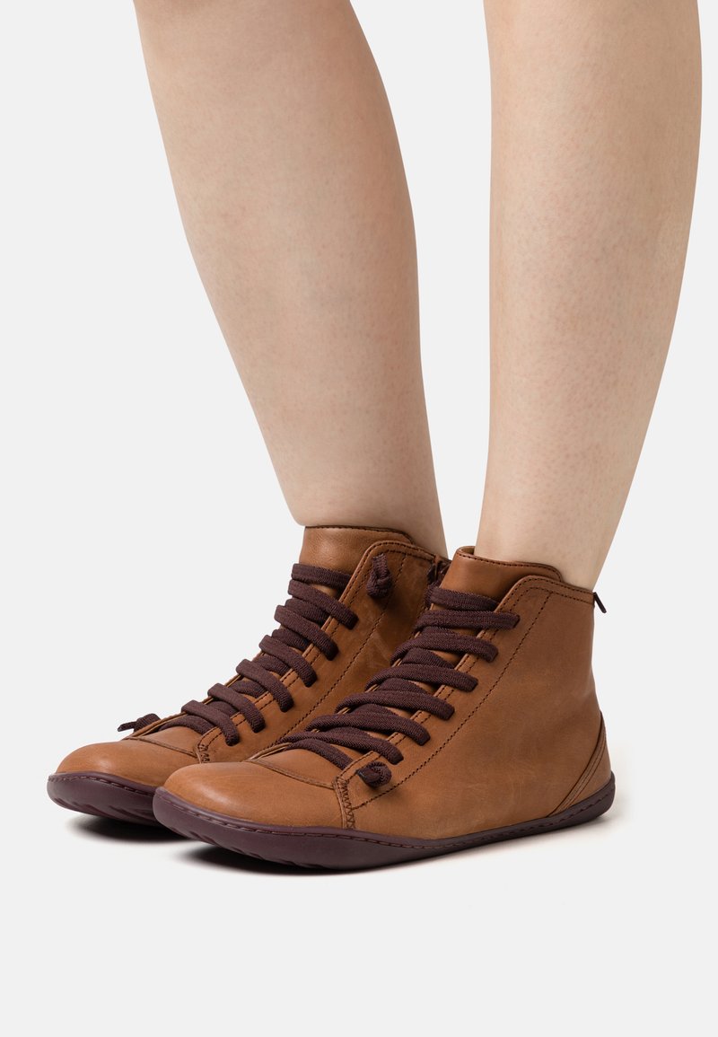 Camper PEU   - Botine cu șireturi - medium brown