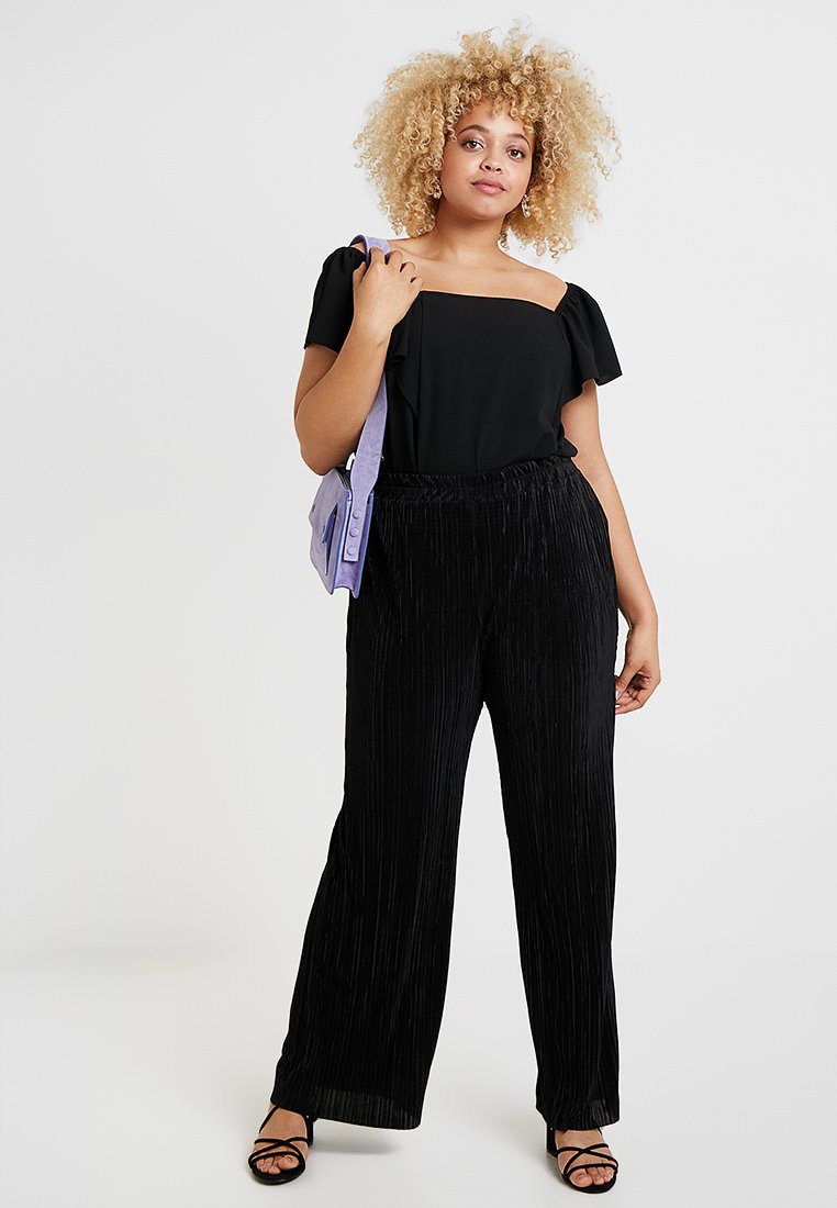 Dorothy Perkins Curve PLISSE PALAZZO Bukse black Dorothy Perkins Curve PALAZZO Bukse black Zalando.no