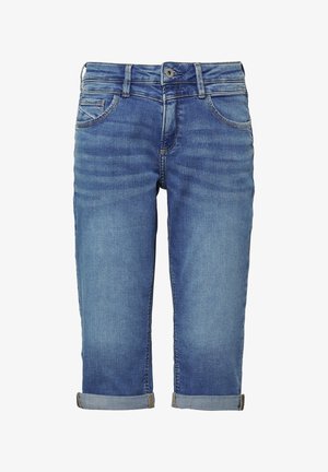 Jean capri en denim bleu avec une coupe ajustée, ourlets roulés, poches avant et fermeture à bouton. Présente un léger aspect usé et une texture lisse.