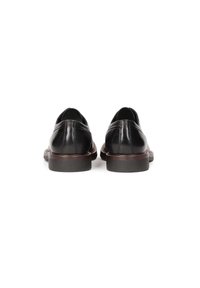 Pantofi din piele neagră cu un finisaj neted, bot rotund și talpă contrastantă de culoare maro. Prezintă un design minimalist cu accente cusute.