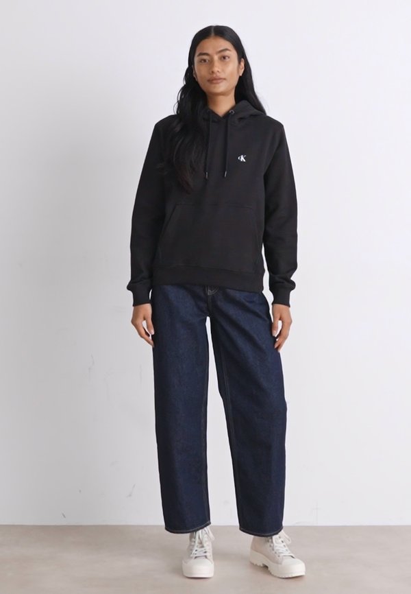 BOLD REGULAR HOODIE - Hoodie2