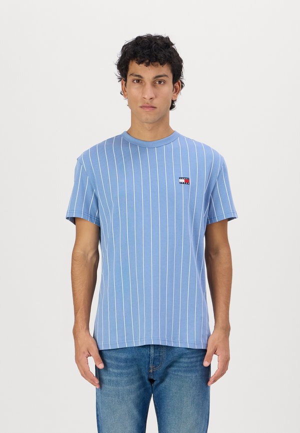 TJM BADGE TEE - Basic T-shirt