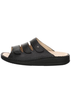 KORFU - Pantolette flach - black