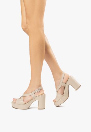 NeroGiardini Platform sandals - lino