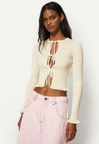 Bershka TIED WITH RUFFLES - Kofta - beige