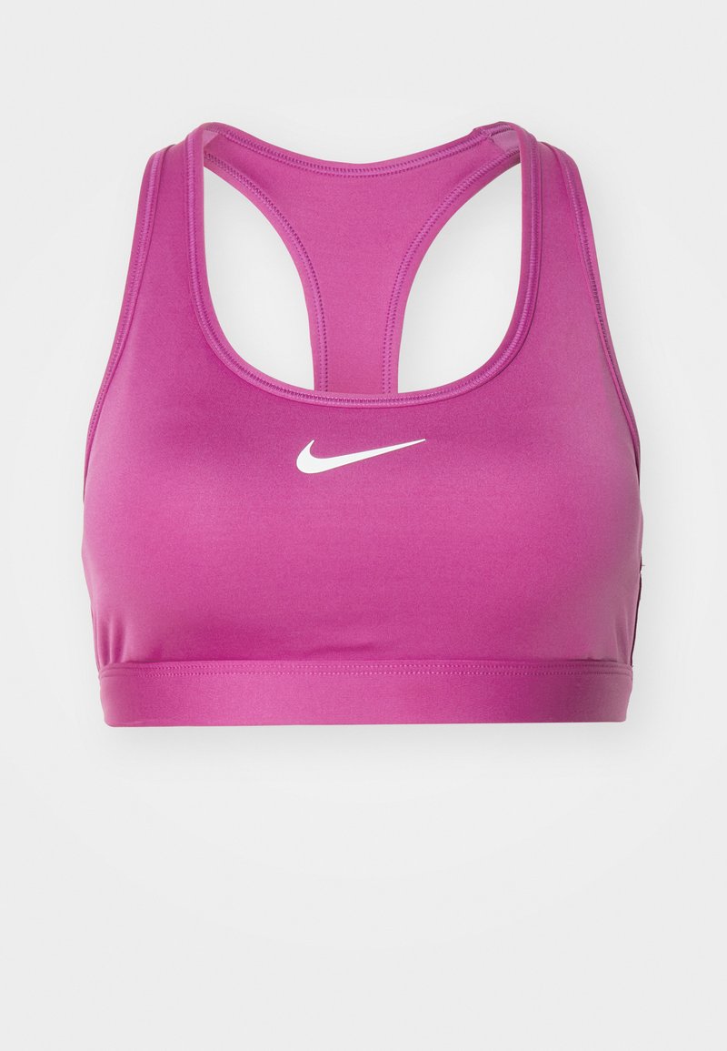 Fuchsia Sport-BH aus glattem, dehnbarem Material mit Racerback-Design und einem weißen Nike-Swoosh-Logo auf der Vorderseite.