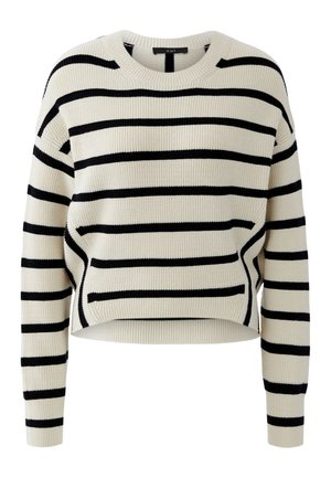 Pull en maille crème avec des rayures horizontales noires, manches longues, encolure ronde et texture côtelée.