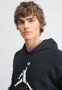 Jordan BASELINE - Felpa con cappuccio - black/white