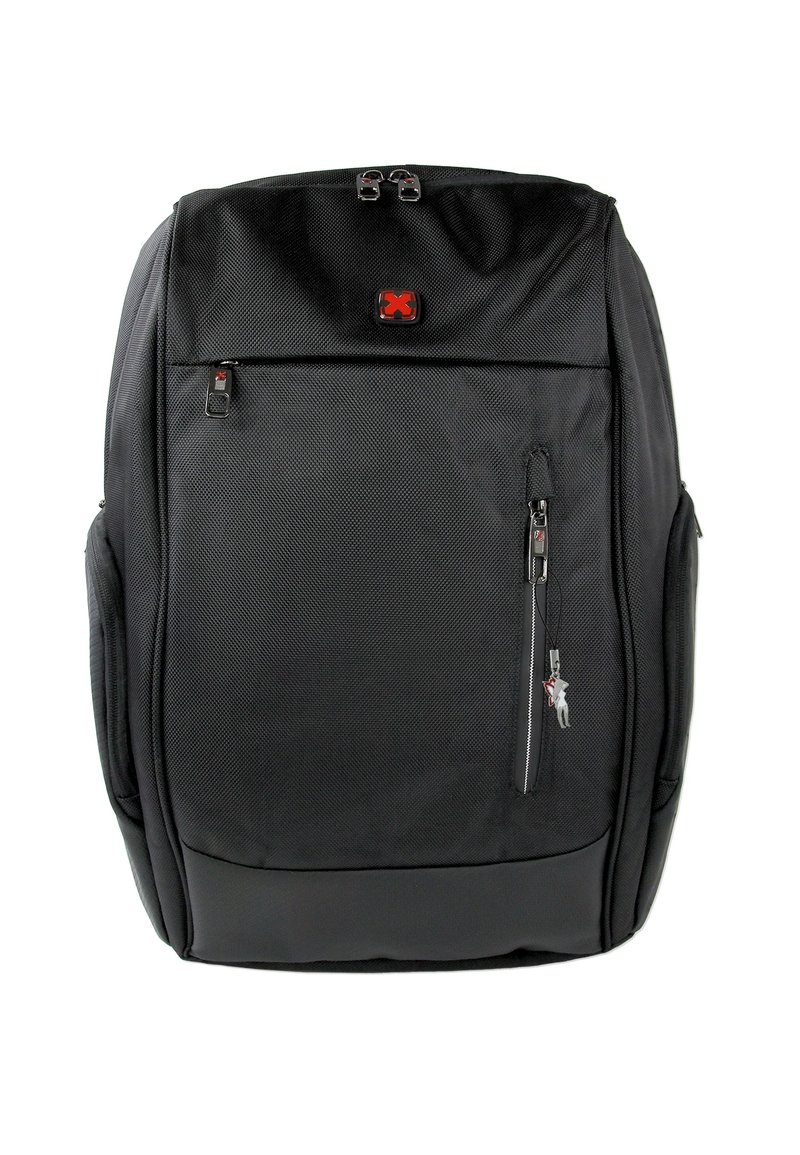 Zwarte stoffen rugzak met een gestructureerd oppervlak, voorzien van een groot vak en meerdere met rits gesloten zakken. Inclusief een logo in het rood.