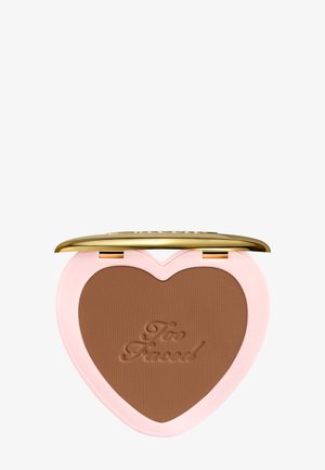 Too Faced BORN THIS WAY SOFT BLUR POWDER - Rouge - deep