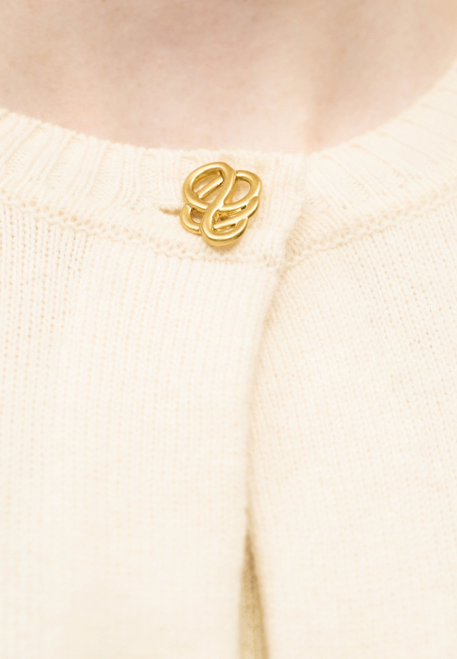 BY MALENE BIRGER 베로니카 가디건