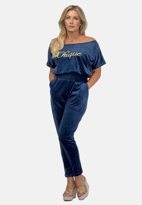 Niewybrane, navy blue