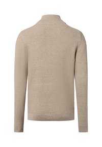 Beige langärmliger Pullover mit strukturiertem Webmuster, hohem Kragen und gerippten Bündchen und Saum. Rückansicht dargestellt.