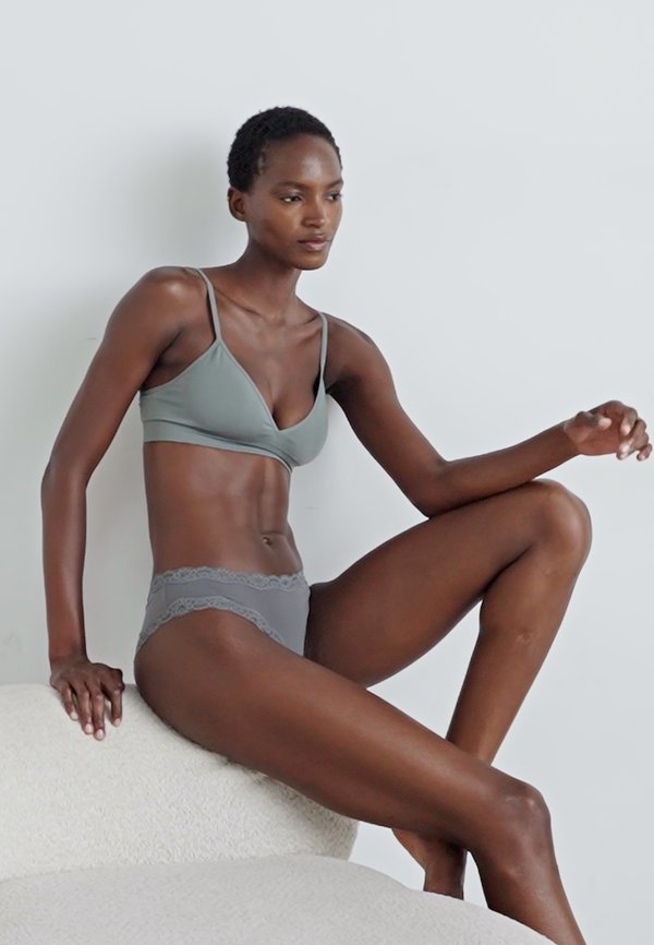 SOFT DEEP  - Bustier3