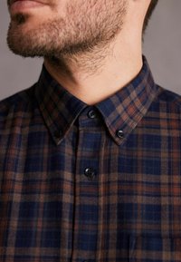Next CHECK - Hemd - navy rust