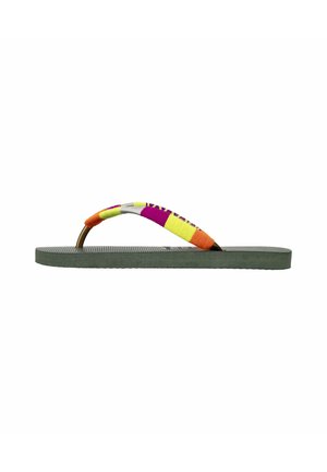 Flip-Flop mit mehrfarbigen Stoffriemen; Gummisohle in Hellgrün; strukturierter Fußbetten; Zehenstegstil mit geschwungenen, dekorativen Akzenten.