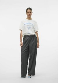 Vero Moda VMMADJA MITTLERE TAILLE - Pantaloni - dark grey melange