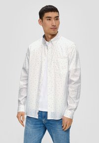 s.Oliver MIT ALLOVER - Chemise - weiß