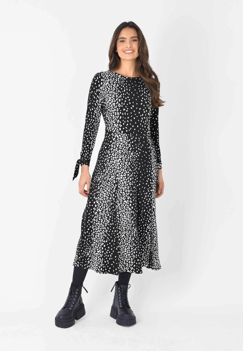 Damen Freizeitkleider | Ro&Zo Jerseykleid black/schwarz - NG06589 Damen Freizeitkleider | Ro&Zo Jerseykleid black/schwarz - NG06589